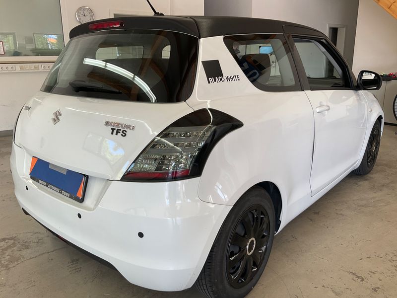 Suzuki Swift 1.2 BlackWhite 2012 – снимка 2