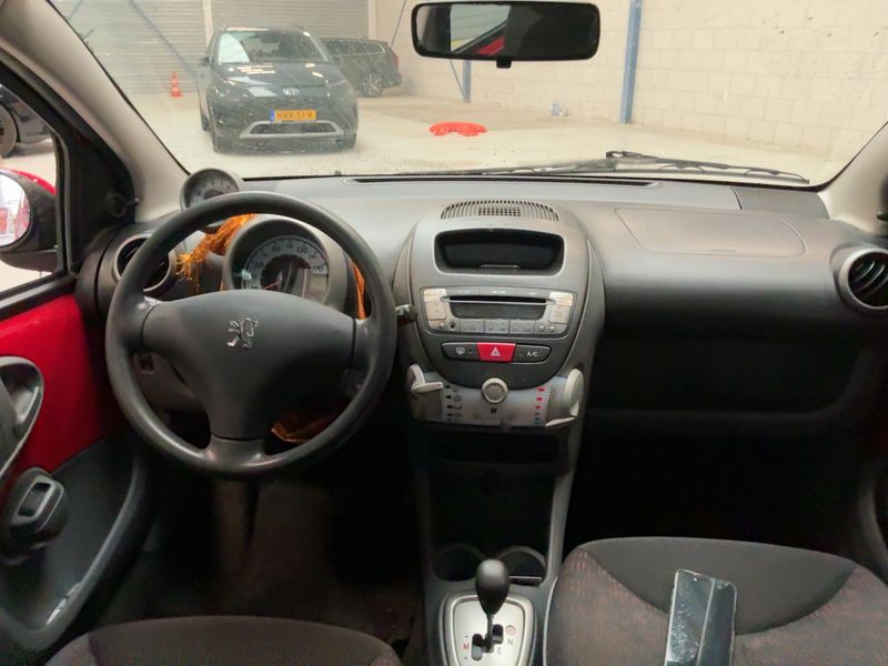 Peugeot 107 1.0 Filou 2011 – снимка 17
