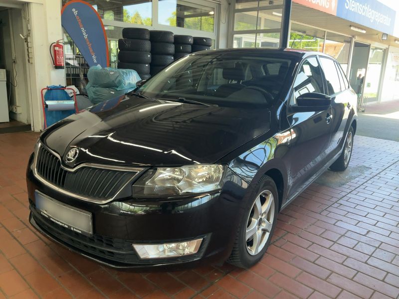 Skoda Rapid Spaceback 1.6 TDI Ambition 2015 – снимка 1