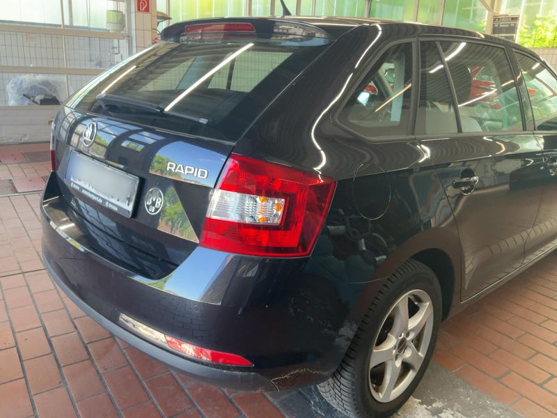 Skoda Rapid Spaceback 1.6 TDI Ambition 2015 – снимка 8
