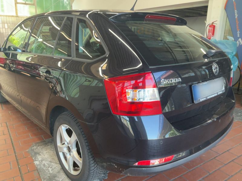 Skoda Rapid Spaceback 1.6 TDI Ambition 2015 – снимка 6