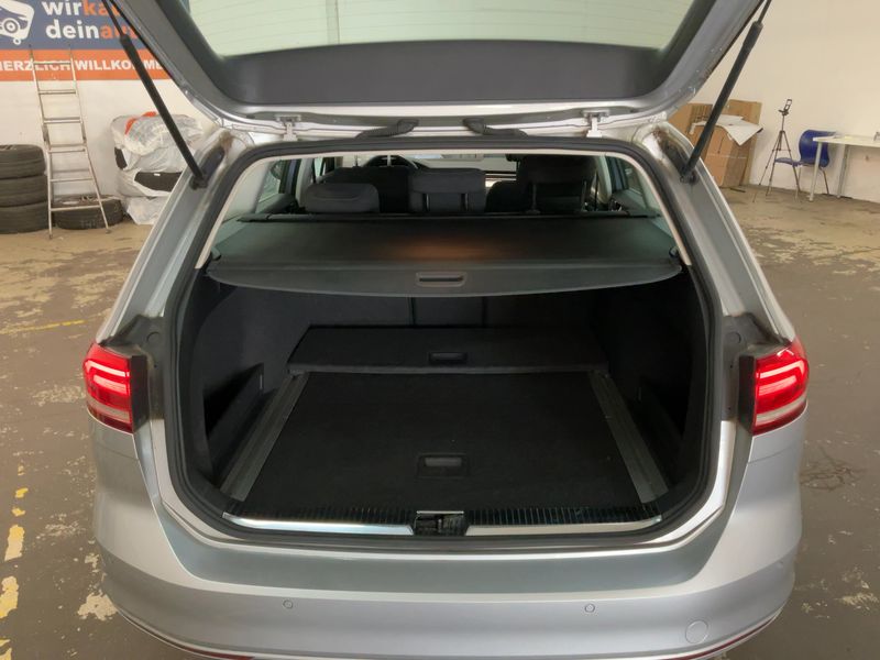 Volkswagen Passat 2.0 TDI Comfortline BlueMotion Tech 2016 – снимка 15