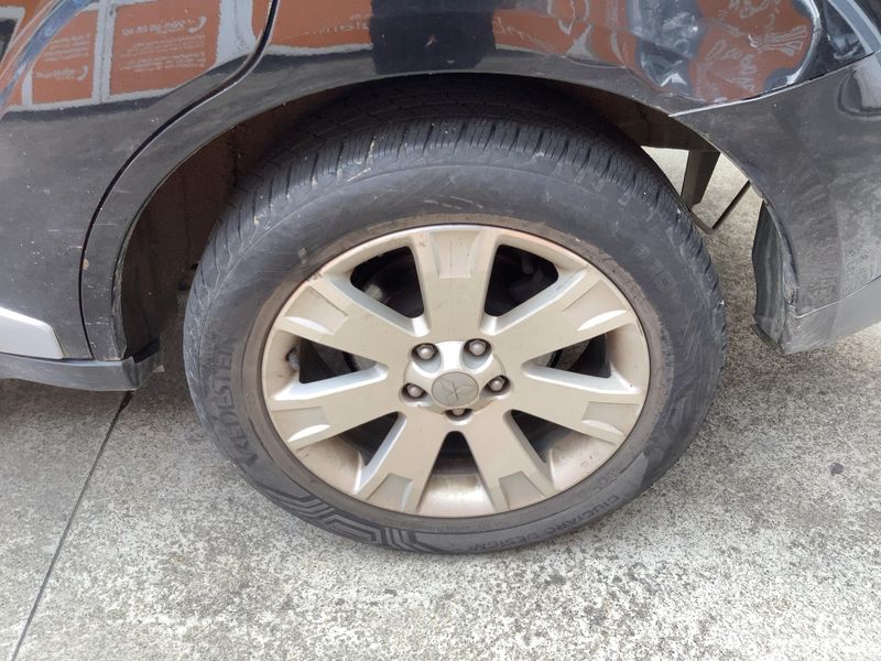 Mitsubishi Outlander 2.0 DI-D Challenge 4WD 2009 – снимка 5