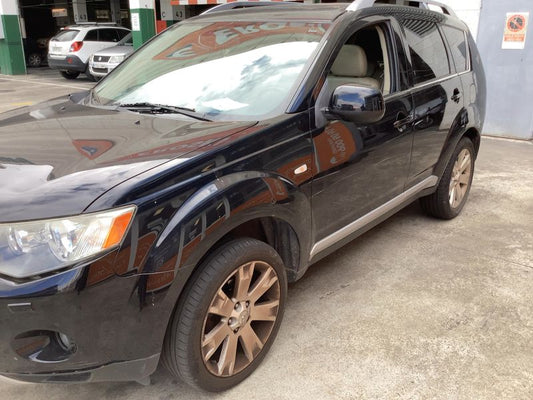 Mitsubishi Outlander 2.0 DI-D Challenge 4WD 2009 – снимка 2