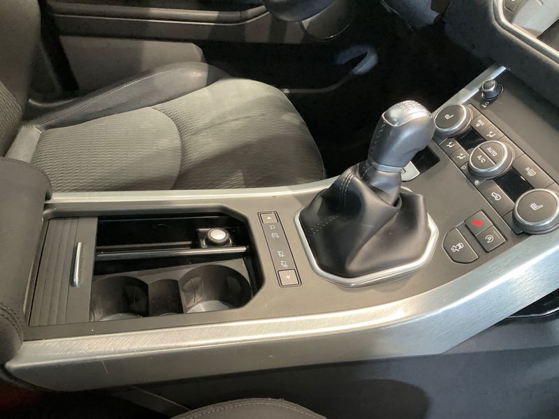 Land Rover Evoque 2.0 Td4 Pure 2017 – снимка 29