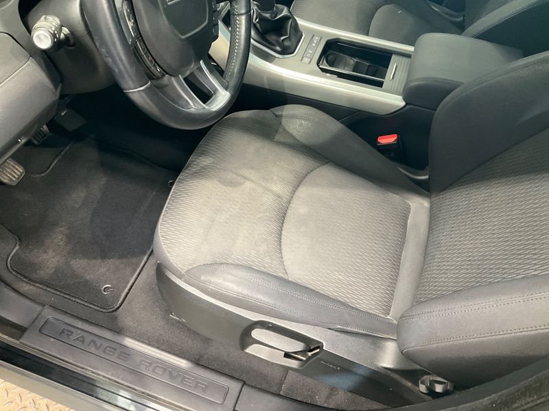 Land Rover Evoque 2.0 Td4 Pure 2017 – снимка 31