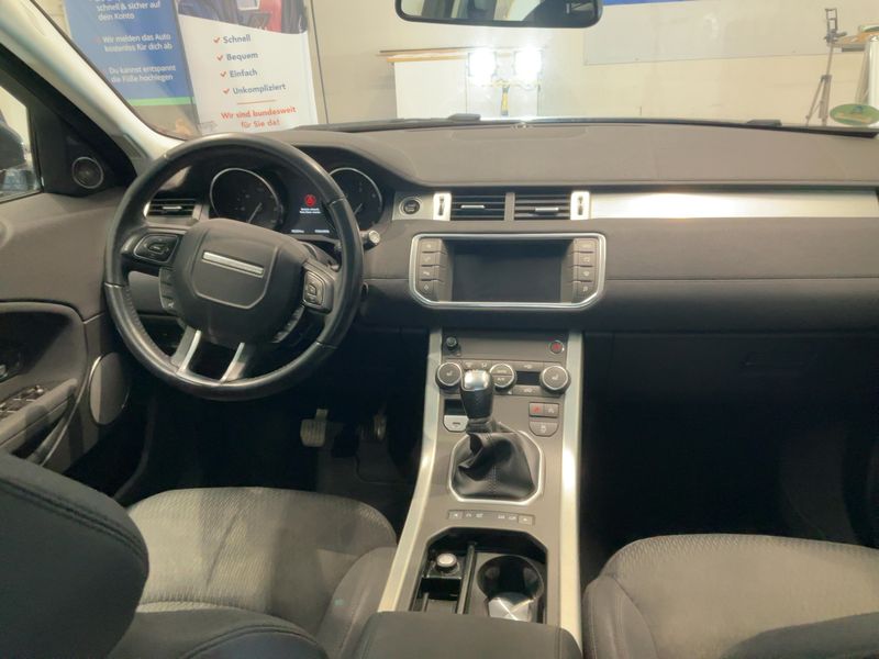 Land Rover Evoque 2.0 Td4 Pure 2017 – снимка 17