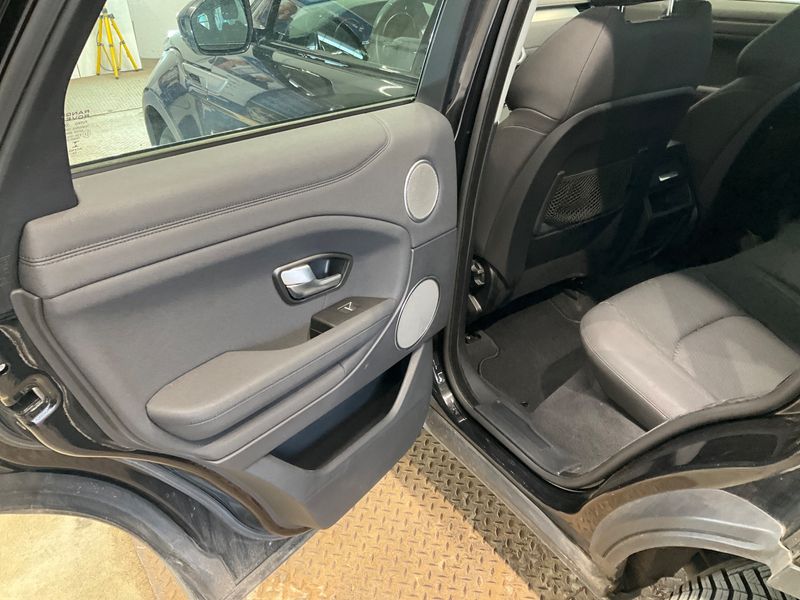 Land Rover Evoque 2.0 Td4 Pure 2017 – снимка 27