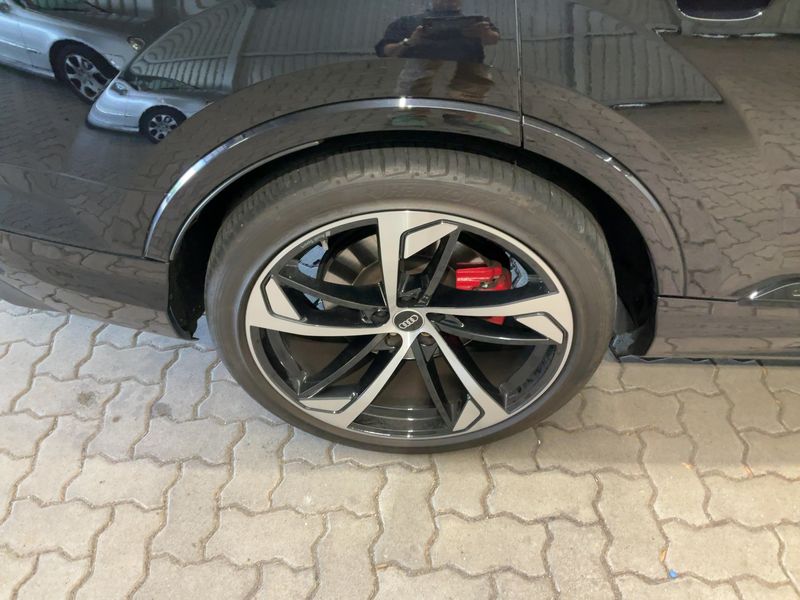 Audi SQ7 4.0 TFSI quattro 2021 – снимка 9
