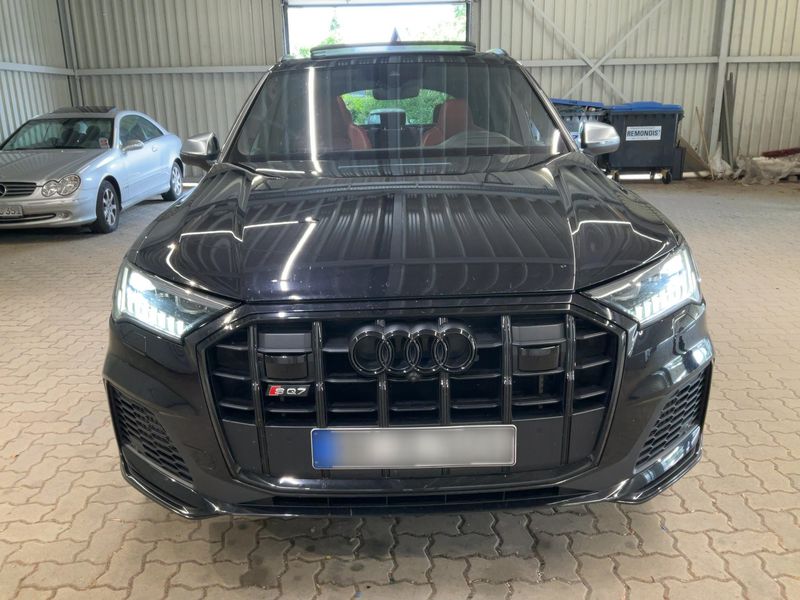 Audi SQ7 4.0 TFSI quattro 2021 – снимка 14