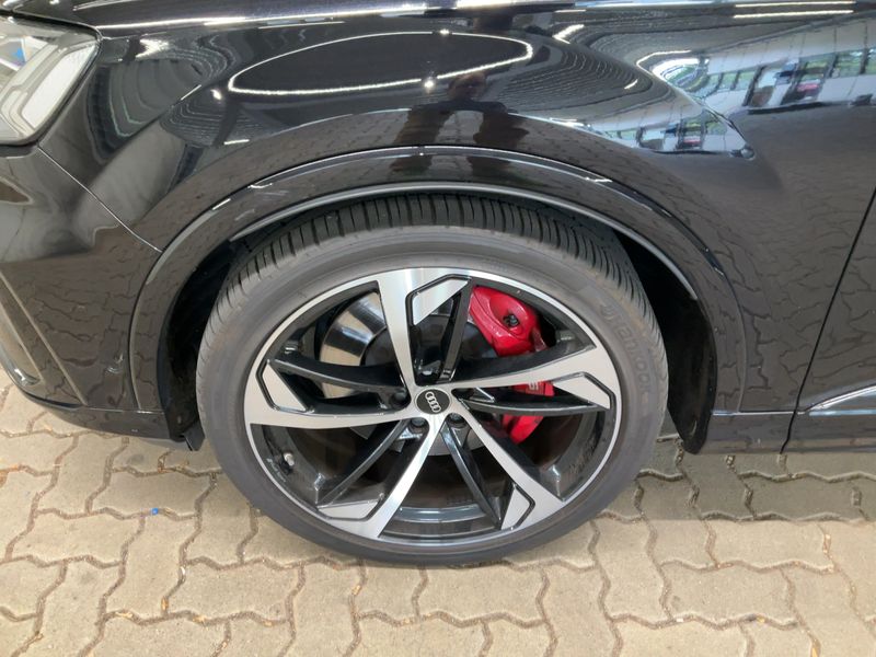 Audi SQ7 4.0 TFSI quattro 2021 – снимка 3