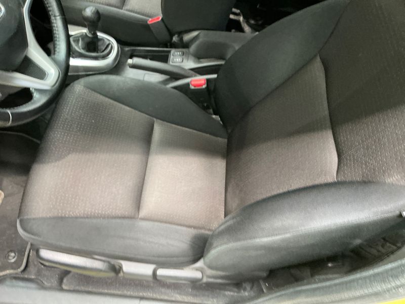 Honda Jazz 1.3 i-VTEC Elegance 2016 – снимка 25