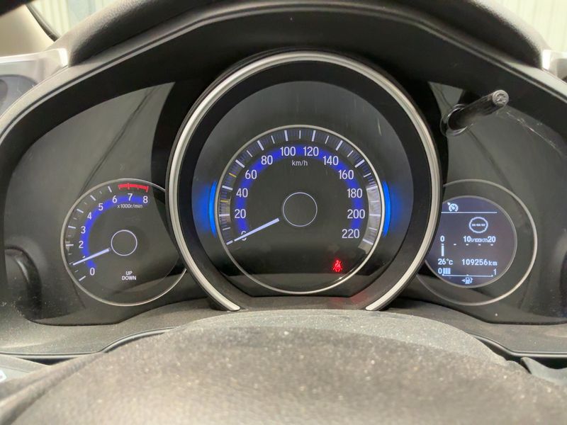 Honda Jazz 1.3 i-VTEC Elegance 2016 – снимка 19