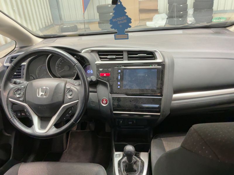 Honda Jazz 1.3 i-VTEC Elegance 2016 – снимка 18