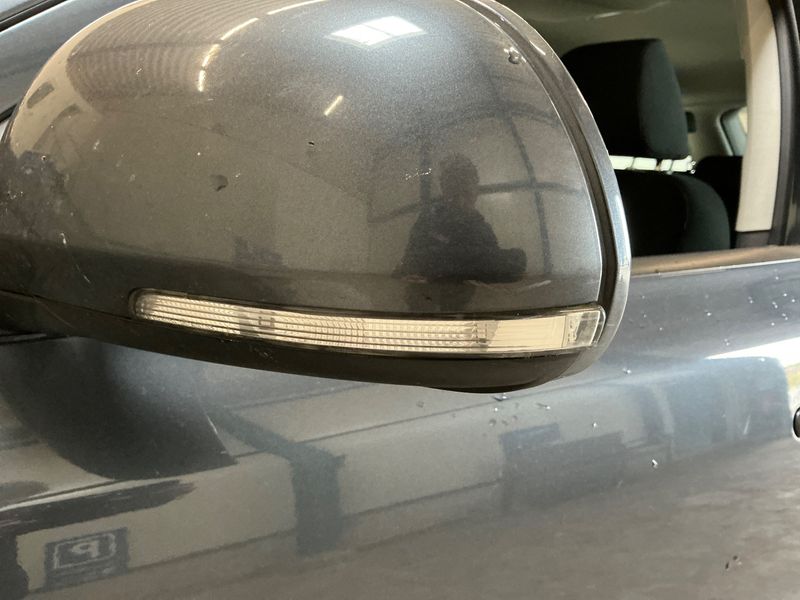 Skoda Octavia 1.6 TDI Impuls Edition 2011 – снимка 30
