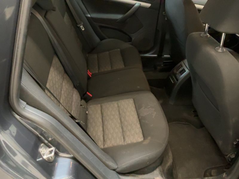 Skoda Octavia 1.6 TDI Impuls Edition 2011 – снимка 20