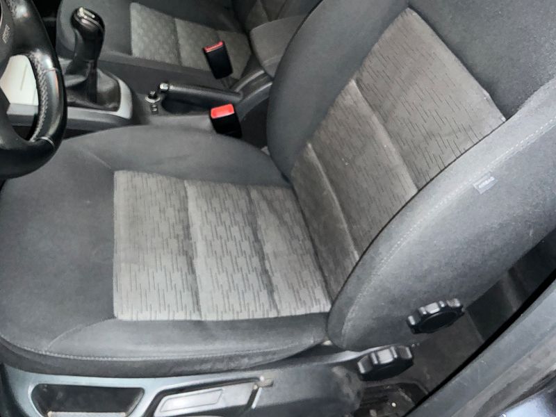 Skoda Octavia 1.6 TDI Impuls Edition 2011 – снимка 42