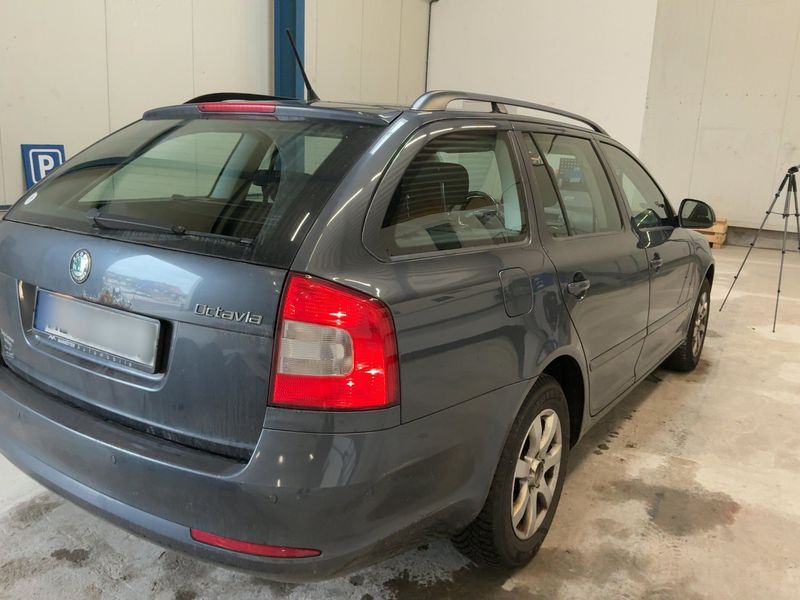 Skoda Octavia 1.6 TDI Impuls Edition 2011 – снимка 8