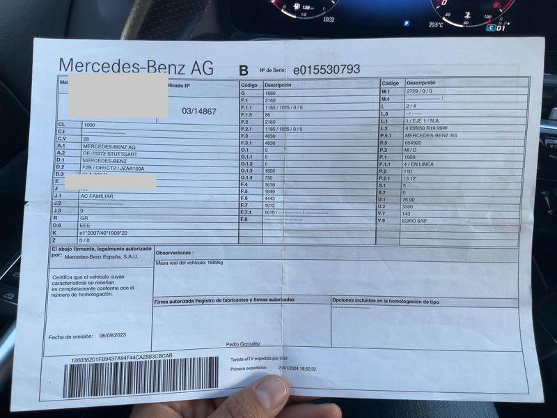 Mercedes-Benz GLA-Klasse GLA 200 d AMG Line 2024 – снимка 20