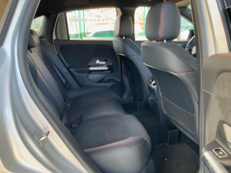 Mercedes-Benz GLA-Klasse GLA 200 d AMG Line 2024 – снимка 19