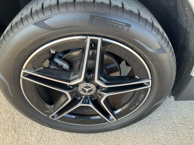 Mercedes-Benz GLA-Klasse GLA 200 d AMG Line 2024 – снимка 9