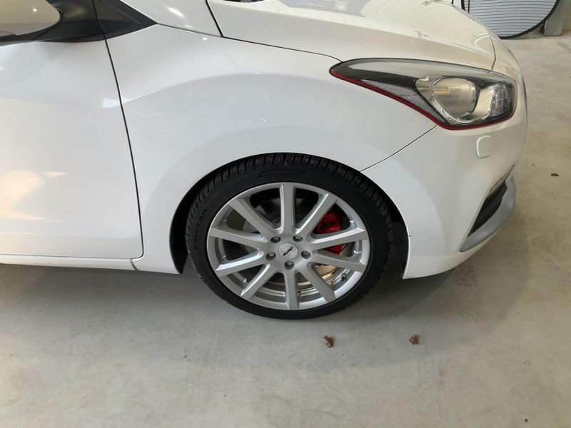 Hyundai i30 1.6 TGDI Turbo 2015 – снимка 11