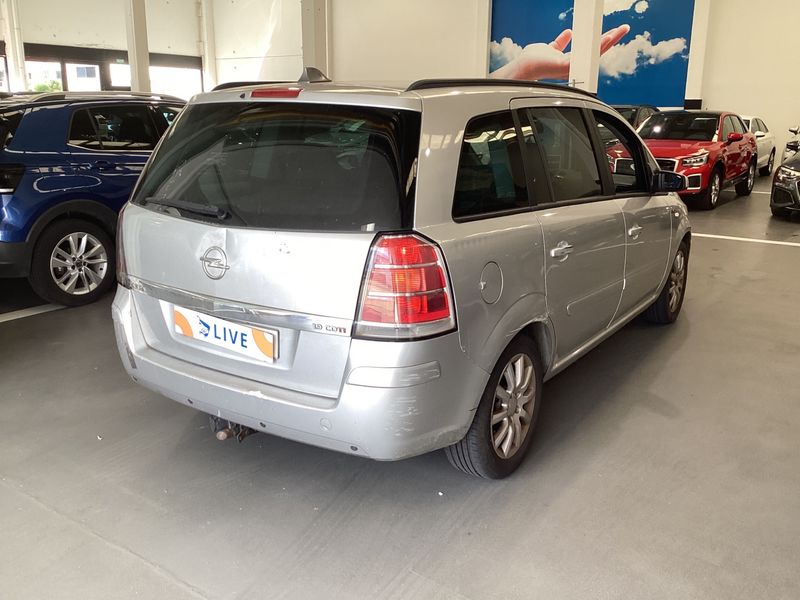 Opel Zafira 1.9 CDTI Enjoy 2007 – снимка 2