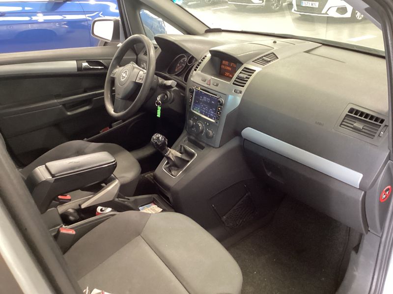 Opel Zafira 1.9 CDTI Enjoy 2007 – снимка 3