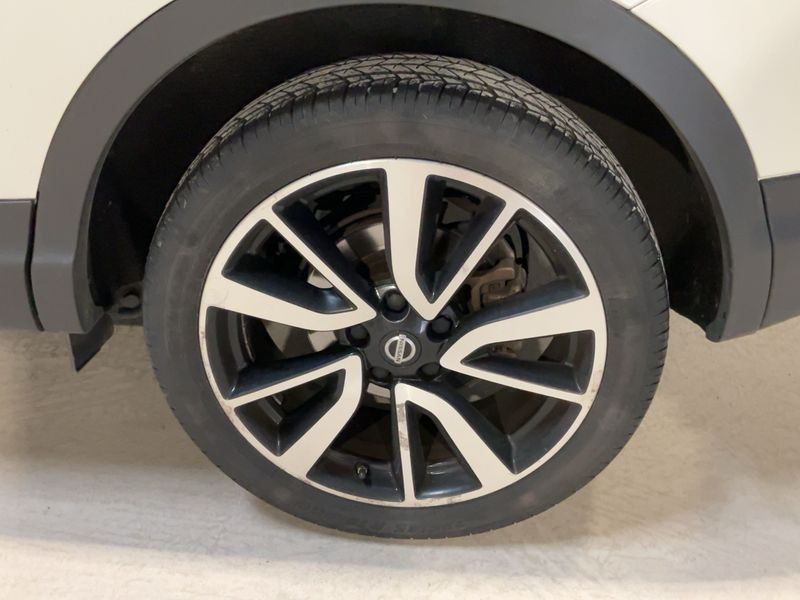 Nissan Qashqai 1.6 dCi Tekna 2016 – снимка 5