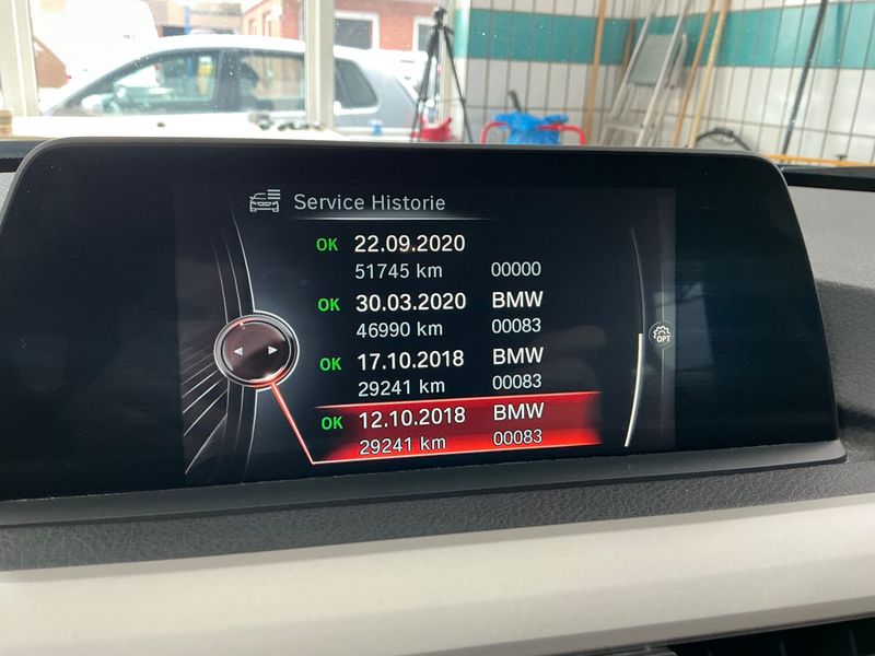 BMW 3er 318d 2017 – снимка 24