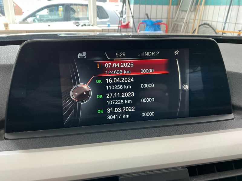 BMW 3er 318d 2017 – снимка 22