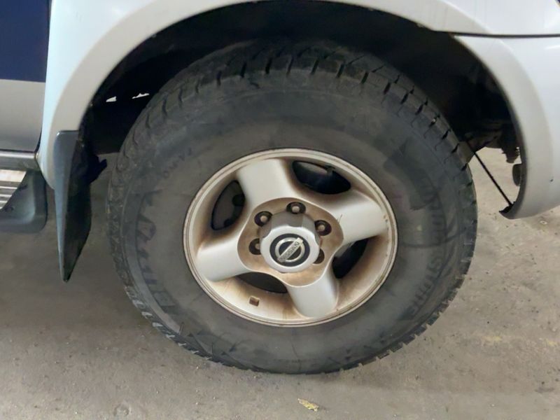Nissan Navara Pick-up 2.5 dCi KingCab Comfort 4x4 2006 – снимка 11