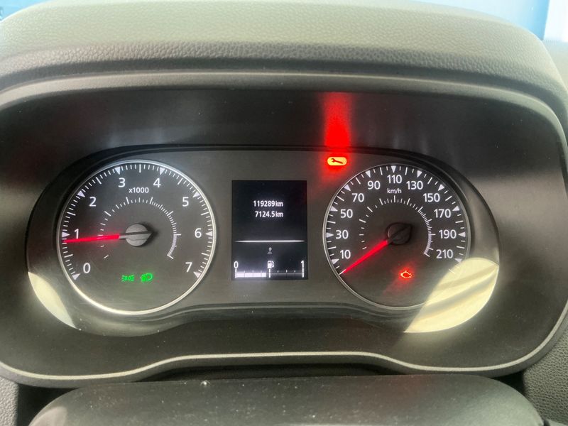 Dacia Duster 1.5 Blue dCi Prestige 2019 – снимка 18