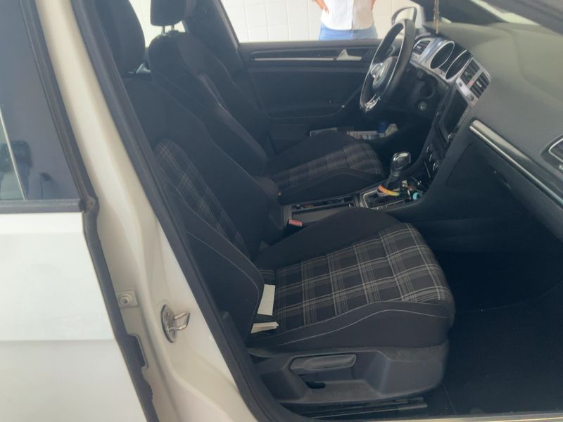 Volkswagen Golf VII 2.0 TDI GTD BlueMotion Tech 2014 – снимка 16
