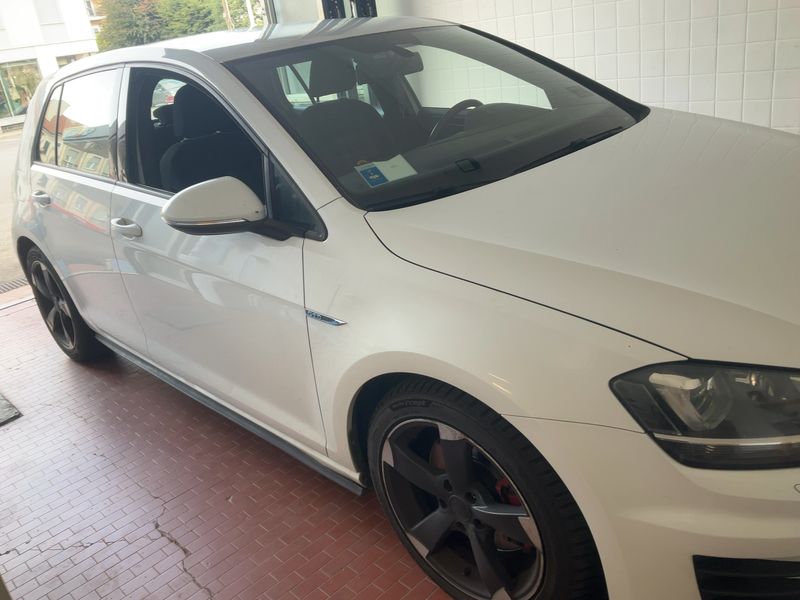 Volkswagen Golf VII 2.0 TDI GTD BlueMotion Tech 2014 – снимка 12