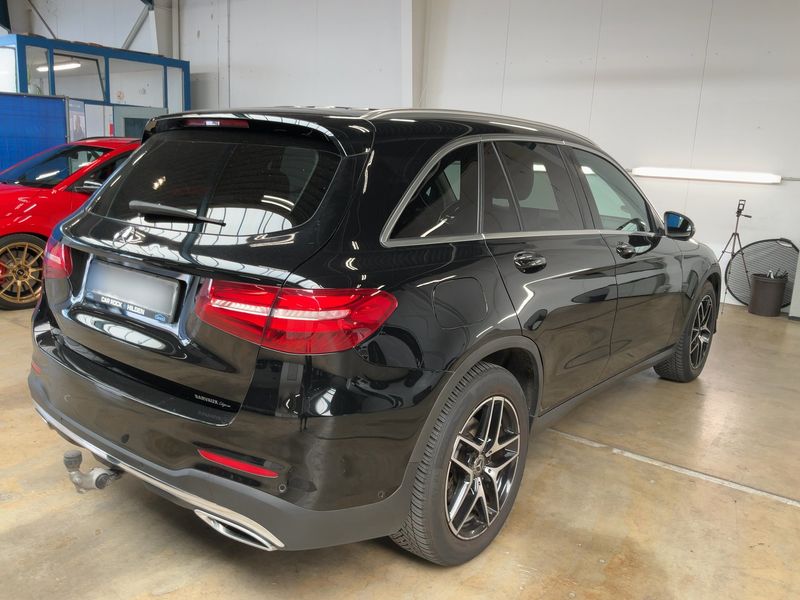 Mercedes-Benz GLC-Klasse GLC 220 4Matic AMG Line 2019 – снимка 8