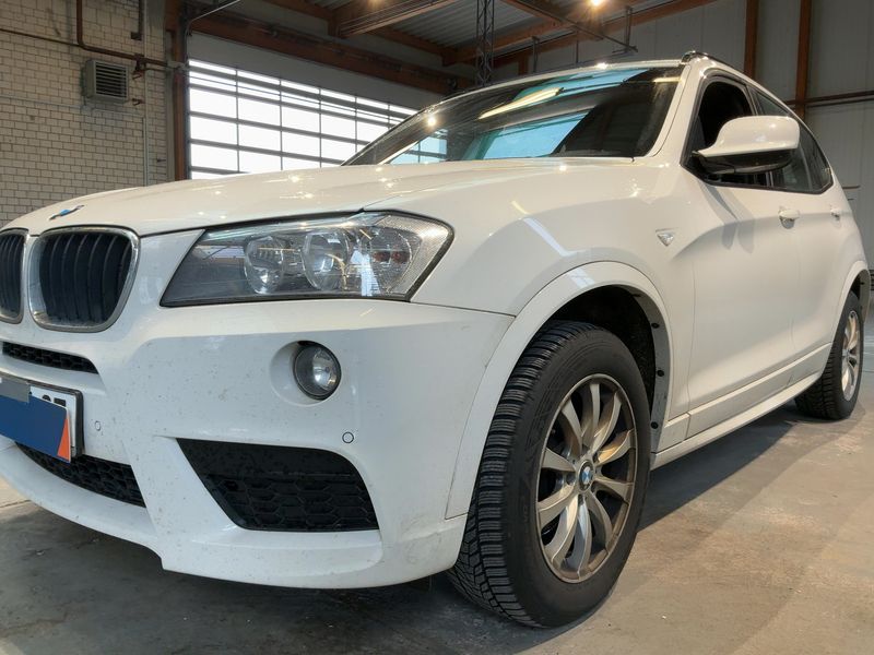 BMW X3 xDrive 20d 2012 – снимка 2