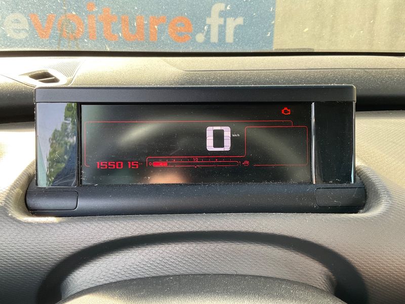 Citroen C4 Cactus 1.2 VTi Feel Edition 2015 – снимка 4