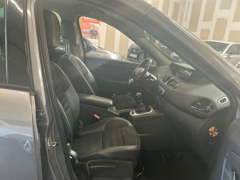 Renault Scenic 1.6 dCi BOSE Edition 2016 – снимка 3