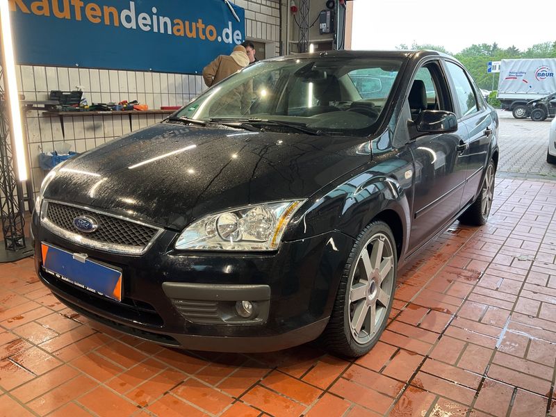 Ford Focus 2.0 Ghia 2005 – снимка 1