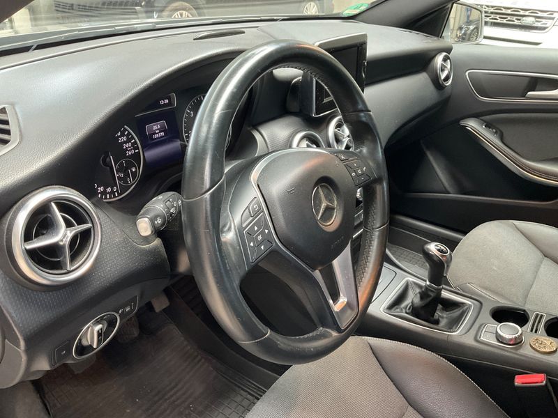 Mercedes-Benz A-Klasse A 200 CDI Style 2014 – снимка 23