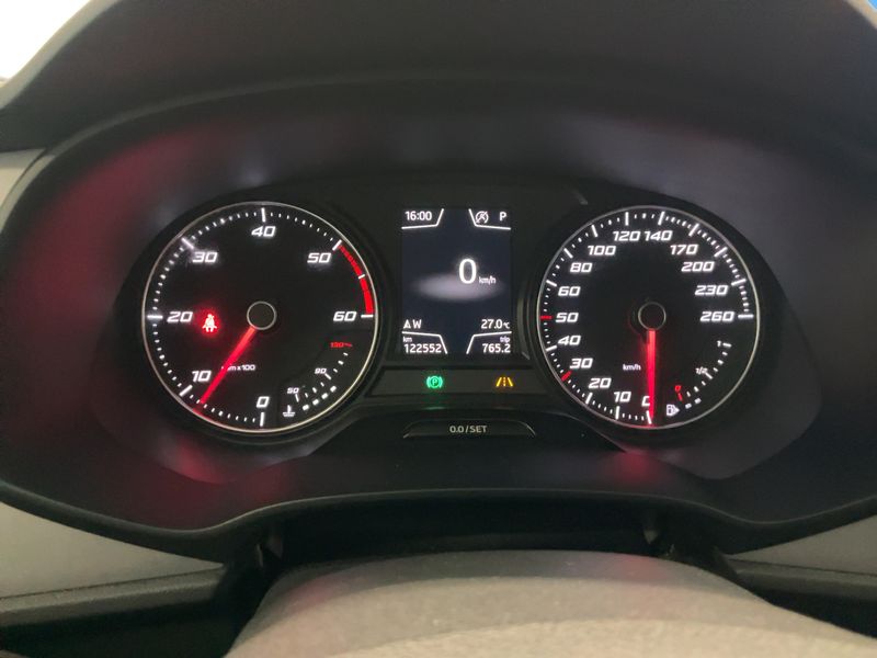 Seat Leon 2.0 TDI Xcellence 2020 – снимка 18
