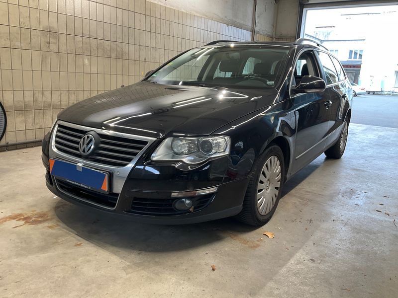 Volkswagen Passat 2.0 TDI Comfortline 2010 – снимка 1