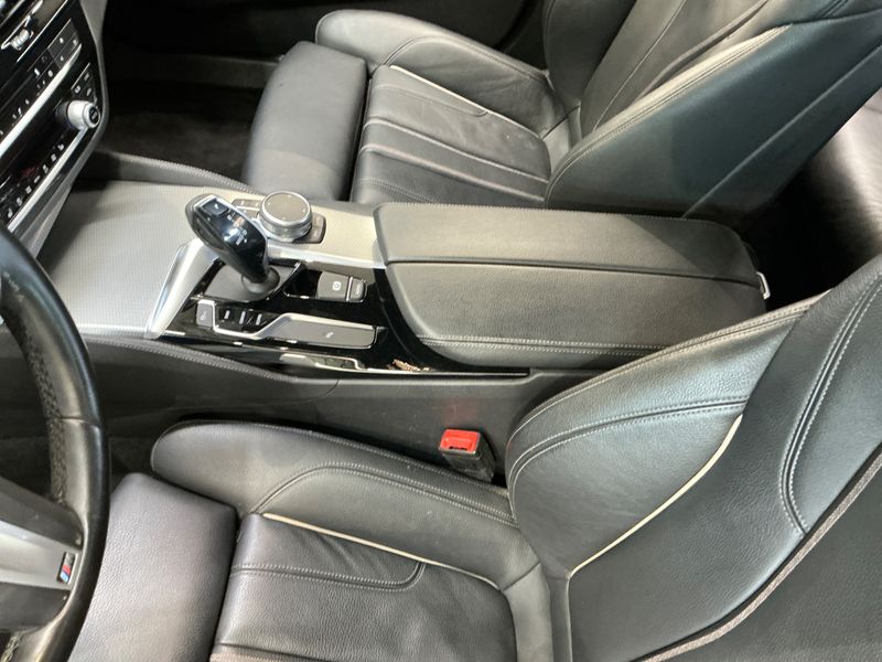 BMW 5er 520d M Sport 2019 – снимка 28
