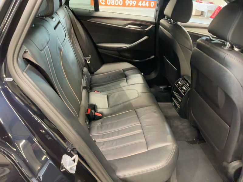 BMW 5er 520d M Sport 2019 – снимка 19