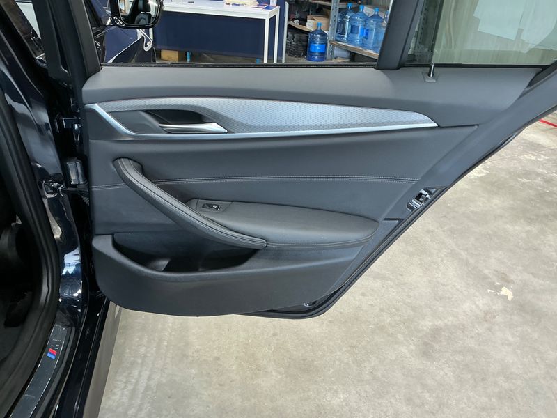 BMW 5er 520d M Sport 2019 – снимка 31