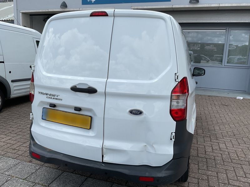 Ford Transit 1.5 TDCi Basis 2016 – снимка 39