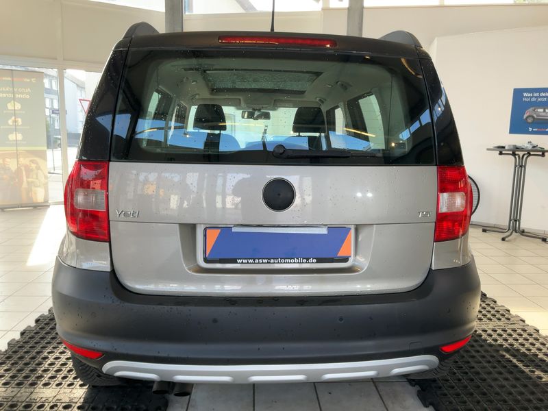 Skoda Yeti 1.4 TSI Experience 2011 – снимка 7