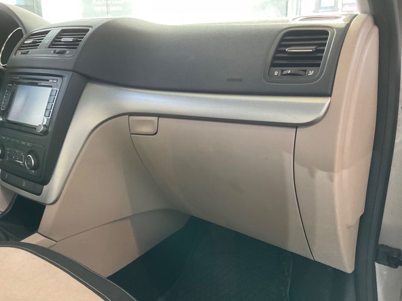 Skoda Yeti 1.4 TSI Experience 2011 – снимка 29