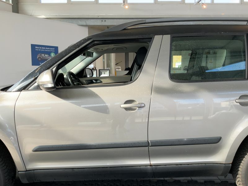 Skoda Yeti 1.4 TSI Experience 2011 – снимка 4